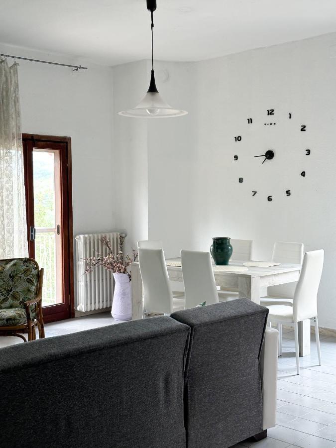 Villa Rosa Giustenice 外观 照片