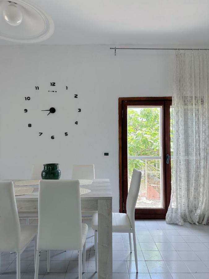 Villa Rosa Giustenice 外观 照片